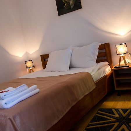 Casa Arbo Hotel Călimăneşti Bagian luar foto