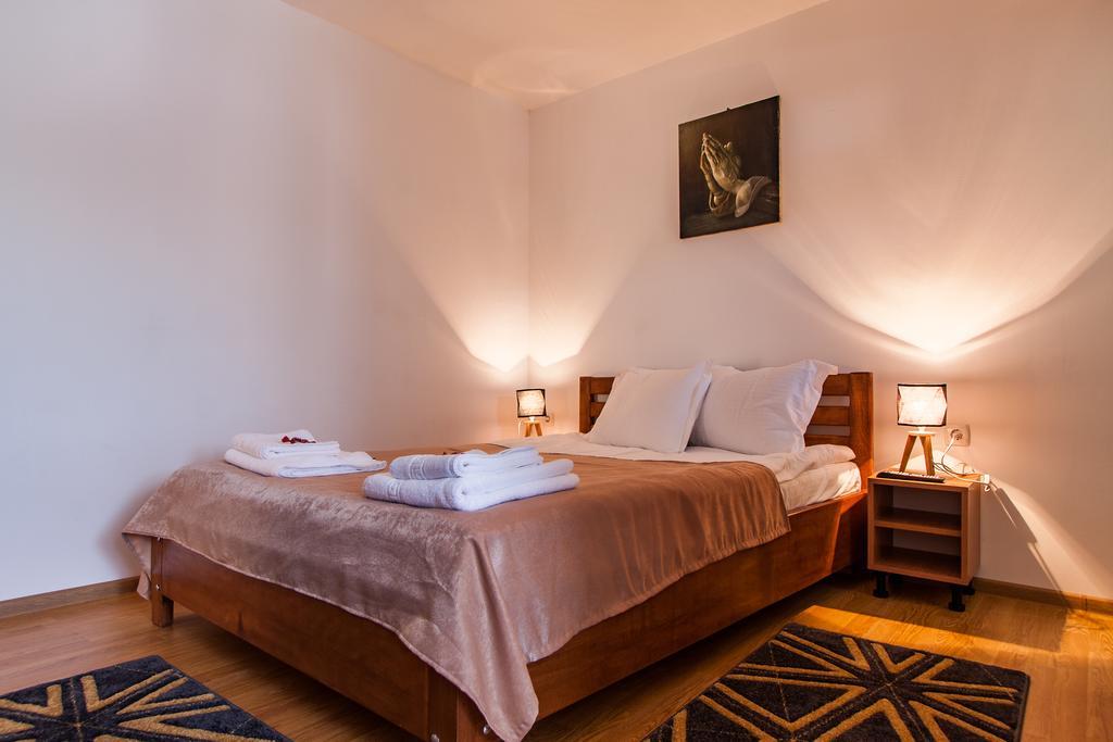 Casa Arbo Hotel Călimăneşti Bagian luar foto