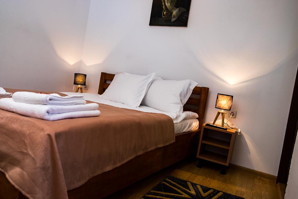 Casa Arbo Hotel Călimăneşti Bagian luar foto