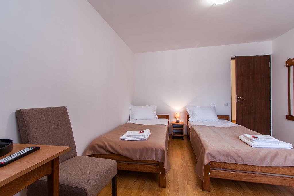 Casa Arbo Hotel Călimăneşti Bagian luar foto