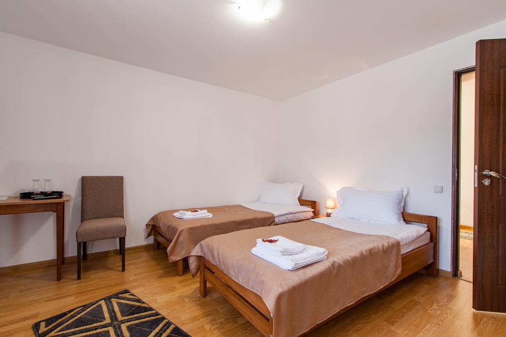 Casa Arbo Hotel Călimăneşti Bagian luar foto