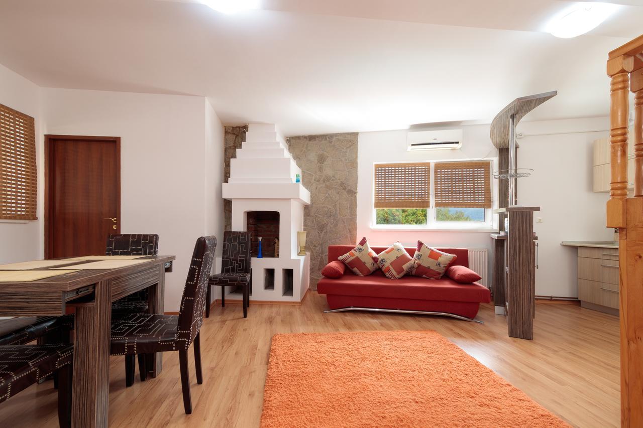 Casa Arbo Hotel Călimăneşti Bagian luar foto